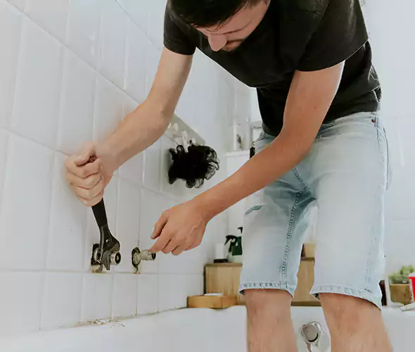 Affordable Bathtub Faucet Replacement in Burien: Choose Experienced Local Technicians