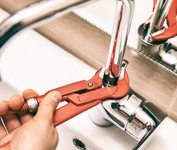 Expert Leak Repair Plumber in Burien, WA